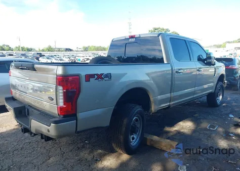2017 Ford F-250 Platinum из США, поврежденный, VIN 1FT7W2BT6HEF35431